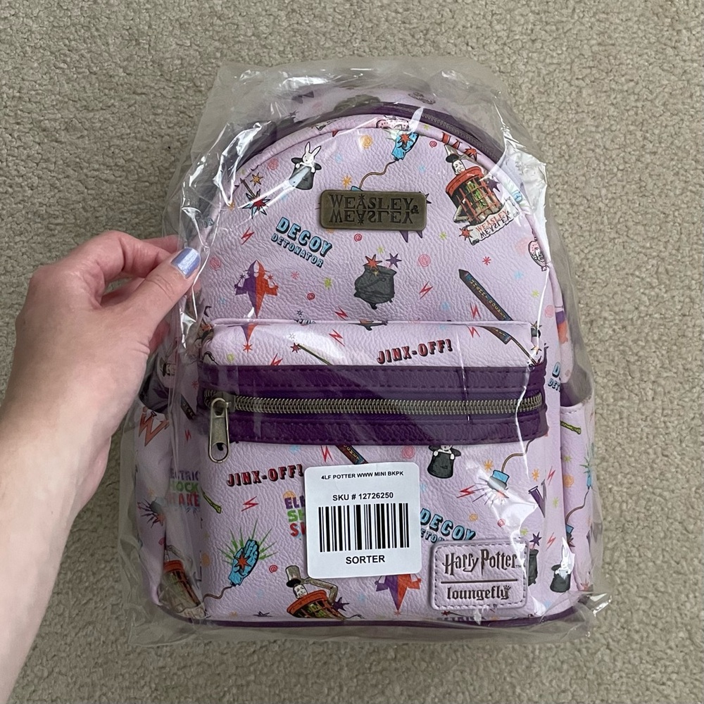Loungefly Harry Potter Weasleys’ Wizard Wheezes Mini Backpack - Picture 3 of 16